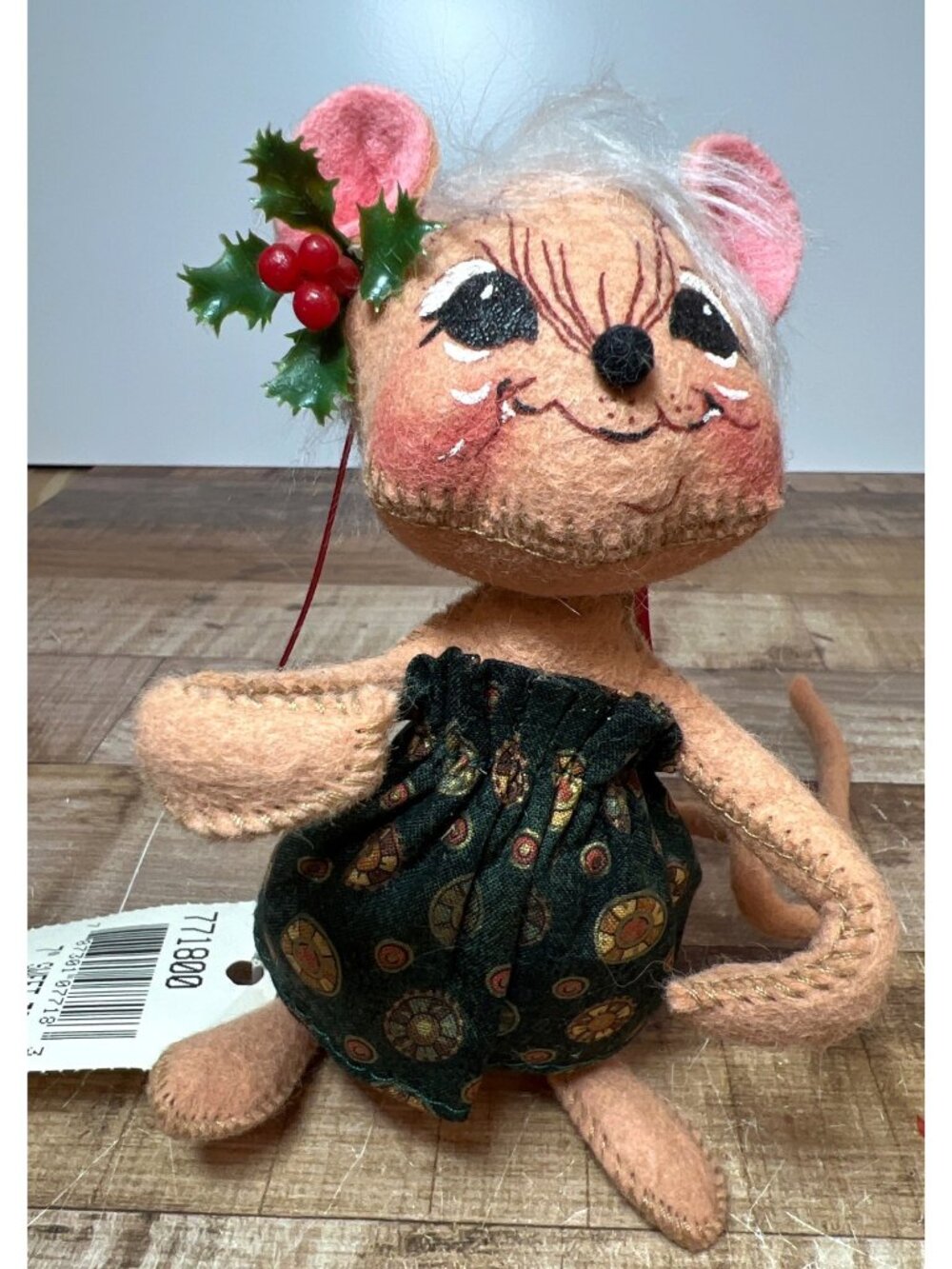 RARE Annalee Mobilitee Doll Christmas Mouse Figurine With Holly 771800